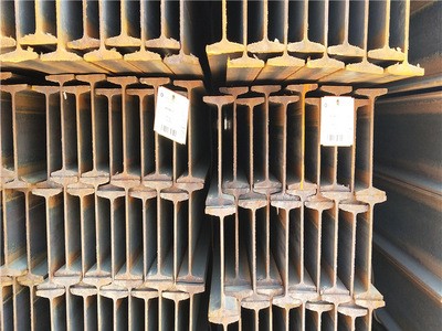 云南Q235B重鋼30A工字鋼300mmx-126x9x12000 工字鋼批發