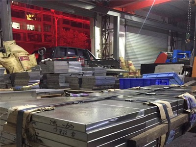 東莞廠家 批發(fā)預硬 M300模具鋼材 圓鋼 高硬度鏡面 圓棒 毛料