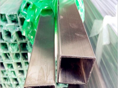 SUS201不銹鋼方管100*100*1.5*2.0*2.5*3.0*4.0*5.0光面方通現(xiàn)貨