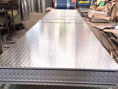 大量庫存H-Q235B鍍鋅花紋板可定做各種材質(zhì)規(guī)格齊全 量大優(yōu)惠