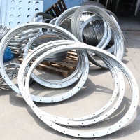 鍍鋅法蘭風(fēng)管圓形風(fēng)機(jī)鍍鋅通風(fēng)管道連接配件角鐵法蘭價格實(shí)惠