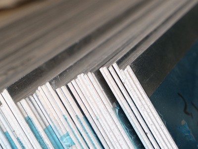 鋁板板材系列 廠家直銷現(xiàn)貨供應 中厚鋁板亮面平板鋁材加工定制