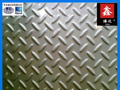 304/201不銹鋼防滑板 花紋防滑板不銹鋼電梯防滑板樓梯防滑板定制