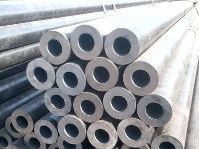 大量現(xiàn)貨大口徑無縫鋼管 精密流體無縫鋼管 熱軋無縫鋼管型號齊全