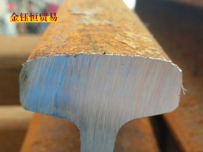 永洋直供38kg/m鋼軌、輕軌、工具軌、道軌12.5米、來(lái)樣加工定扎