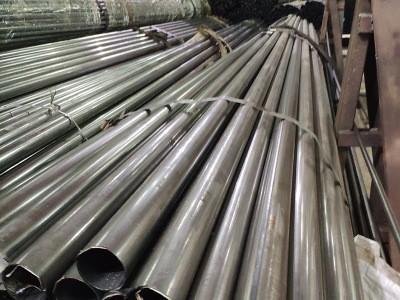 熱軋薄壁鐵管架子用高頻焊管 工業機械用易加工高頻焊管