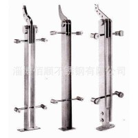 家裝不銹鋼陽臺玻璃欄桿立柱 菱形立柱廠家 不銹鋼陽臺工程立柱