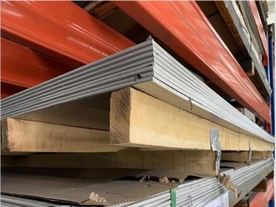 現(xiàn)貨銷售304不銹鋼板 規(guī)格齊全 304不銹鋼板厚板/薄板 定尺開平