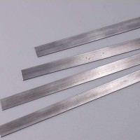 【扁鋼】可定制加工鍍鋅熱軋分條扁鋼現貨多規格冷拉縱剪沖孔扁鋼