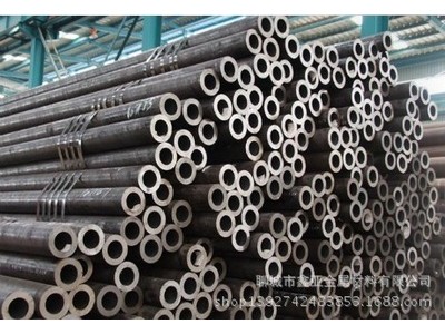 主營(yíng)冷拔無(wú)縫鋼管各種型號(hào)規(guī)格齊全保證質(zhì)量?jī)r(jià)格優(yōu)惠發(fā)貨及時(shí)