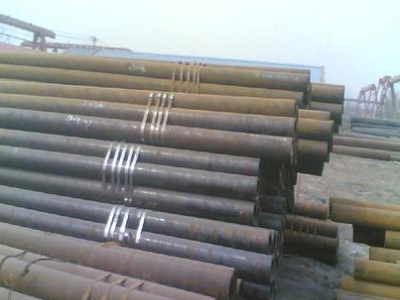 優質的精度高的精軋山東精密光亮無縫鋼管廠