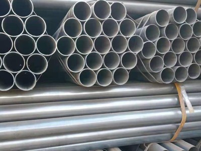 廠家現(xiàn)貨供應q235b焊管 鍍鋅焊管 熱鍍鋅焊管 大棚管 規(guī)格齊全