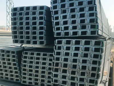 批發(fā)各種型號(hào)槽鋼，鍍鋅槽鋼，國(guó)標(biāo)槽鋼