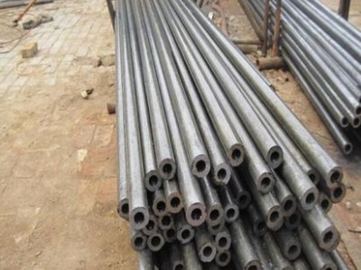 山東精密管廠現貨供應45#精軋光亮無縫鋼管
