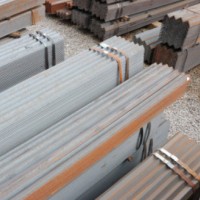 角鋼廠家直銷規(guī)格齊全貨到付款主要送貨上海江蘇浙江江西