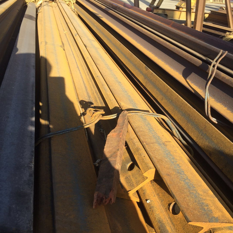 438264040331437628_副本