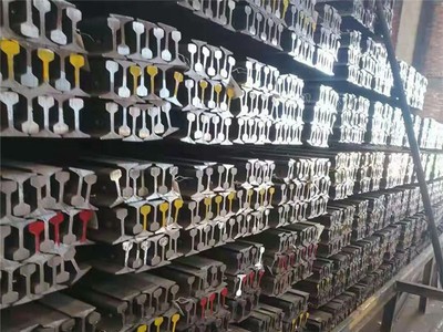 批發(fā)零售鋼軌 鋼廠直發(fā) 道軌 輕重軌 起重機(jī)軌 切割打孔 質(zhì)優(yōu)價(jià)廉