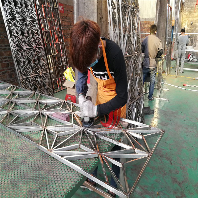 b0eee921de1f13db15d707ad4529e5