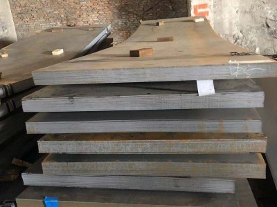 廠家現(xiàn)貨供應(yīng)15crmo中厚板 耐低溫16Mn低合金中厚板 規(guī)格齊全