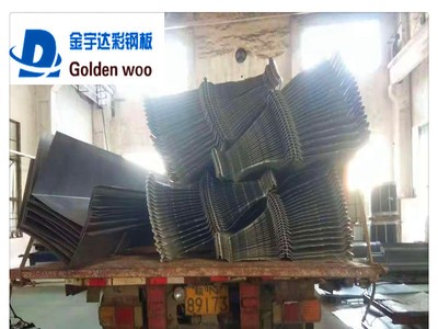 生產(chǎn)加工廠房屋面暗扣820型彩鋼瓦 質(zhì)優(yōu)價廉 屋面彩鋼瓦用多少年