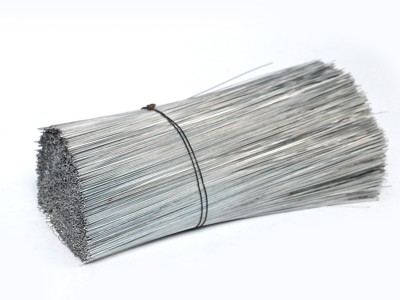 鍍鋅鋼筋扎絲廠家批發(fā) 建筑工地用鋼筋綁絲22號扎絲切斷調(diào)直鐵絲