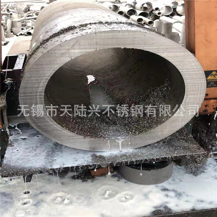 742c1747a4745b8a52ff459f308c59