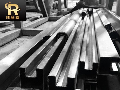 廠家供應(yīng)201 304不銹鋼異型管凹型不規(guī)則裝飾管加工定制