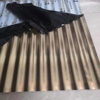 香檳金不銹鋼波浪板圓弧表面貼膜波紋板厚0.6*836寬長2440