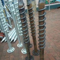 廠家供應地基圓管樁?屋子地樁? 圍欄樁 螺旋地樁?水庫圍欄