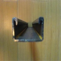 廠家 定做熱鍍鋅C型鋼 c型軌道 冷彎打孔噴漆C型鋼 /光伏支架