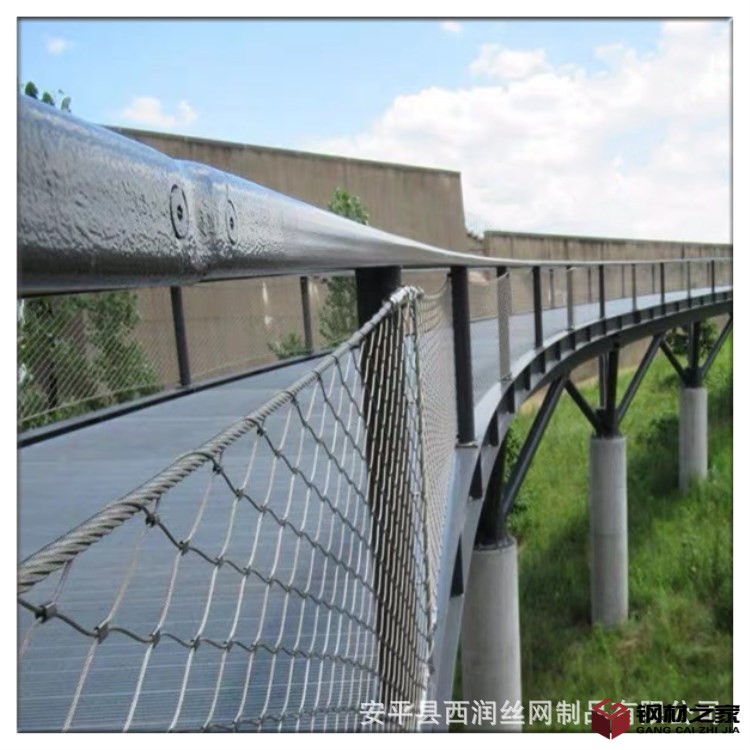 982fe8a8de5be46f449e53a2366706