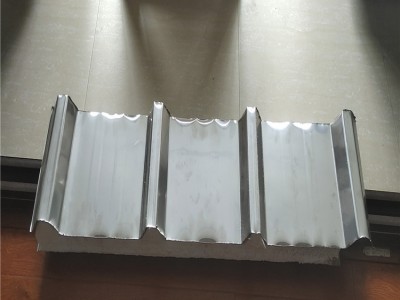 長期供應(yīng)巖棉巖棉復(fù)合板防火隔音巖棉夾芯板定制批發(fā)廠家批發(fā)