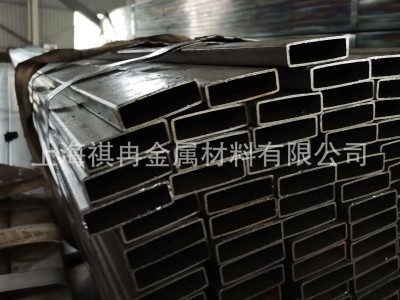 廠價批發(fā)20*35 25*40方管方矩管 15*30鍍鋅方管現(xiàn)貨供應