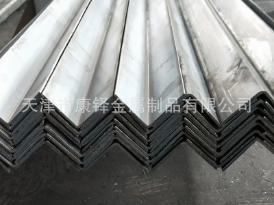 冷彎角鋼、冷彎角鐵