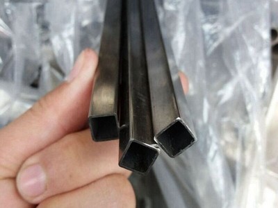 201不銹鋼方管16*16*1.2拉絲方通