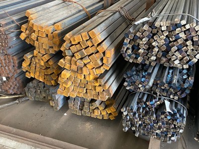 現(xiàn)貨實心方鋼冷拉型材方鋼工業(yè)方鋼四方冷拉方鋼方條切割批發(fā)
