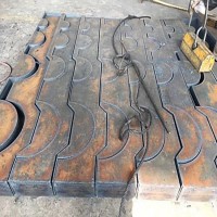 鋼板批發定制 中厚鋼板45#板 中板切割工地鋼結構鐵板 造船板沖孔