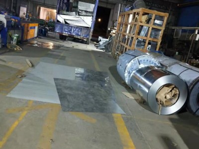 廠家批發 批發定做白鐵皮彎頭 螺旋風管 消防排煙風管 油煙罩