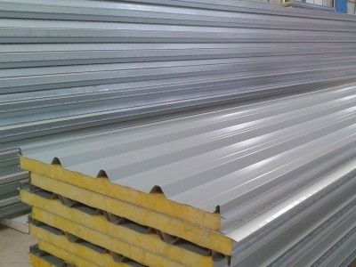 彩鋼瓦現貨 鐵瓦房屋頂工地圍墻車雨棚廠家直銷質優瓦楞平板鐵皮