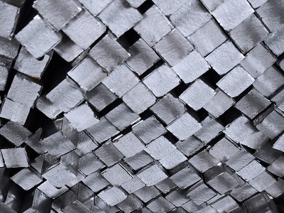 廠家批發(fā)40Cr圓棒40cr精密鋼管材40Cr鋼板1215易車鐵方棒1144圓棒